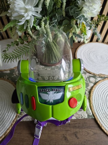 Buzz lightyear space - buzz,