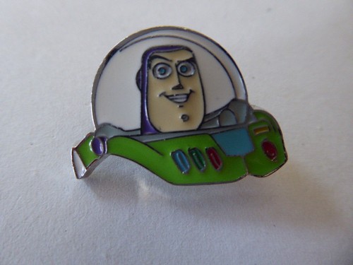 Disney trading pins buzz - disney,