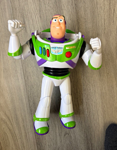 Buzz lightyear disney pixar - buzz,
