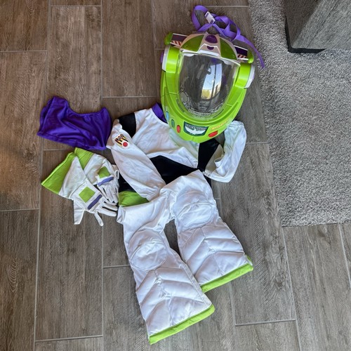 Disney store buzz lightyear - disney,